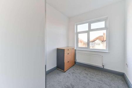 Glenthorne Gardens, Sutton, SM3 - Photo 2