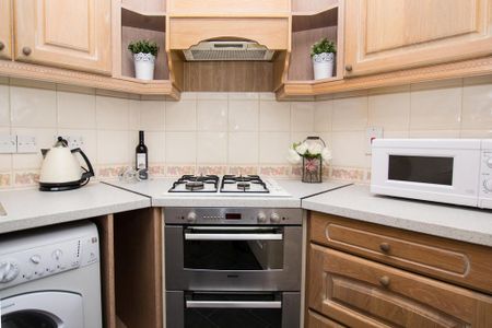 2 bedroom flat to rent - Photo 5