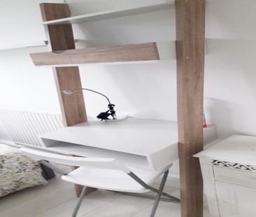 1 bedroom in a flat share to rent - Photo 1