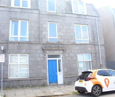 Bedford Place, First Floor Right, AB24 - Photo 3