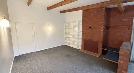 Freshly Renovated Family Home - Cashmere High School Zone - Photo 2