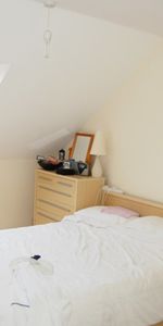 2 bedroom Apartment - De Soissons Close, Welwyn Garden City - Photo 3