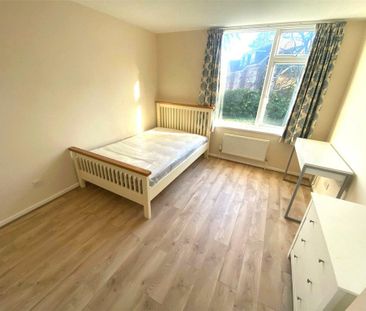 1 bedroom in a house share to rent - Photo 5