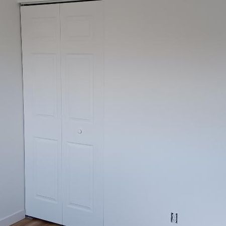 41/2, 51/2 Québec**Charlesbourg**Ascenseur**Béton**Rénové**Non fumeur**Libre décembre et janvier** à partir de 1060$/mois - Photo 4