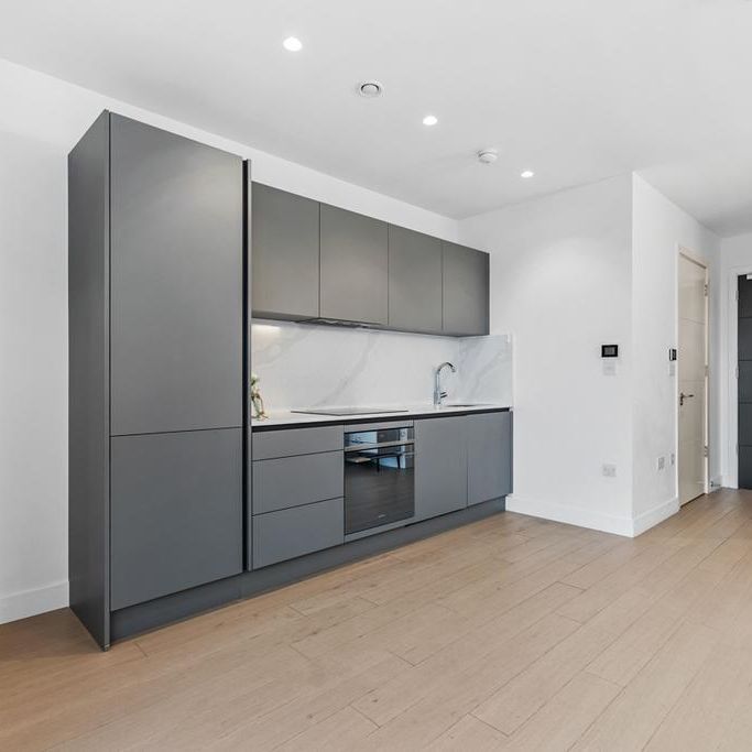 Studio to rent - Photo 1