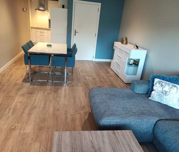 Rijwoning met 2 slpks op wandelafstand van het centrum van Meerhout... - Photo 1