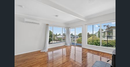 Open the door to elevated coastal living - Photo 2