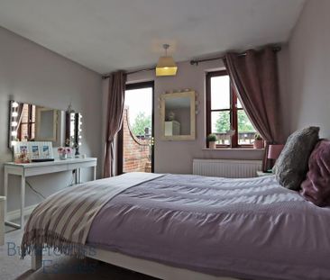 2 bedroom terraced house to rent - Photo 1