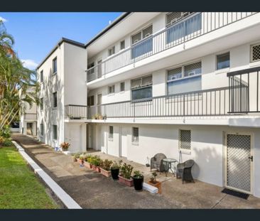 5/491 Hamilton Road, Chermside QLD, Belconnen - Photo 5