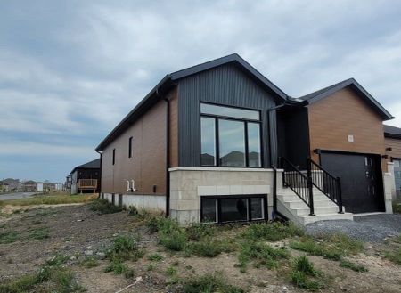 For Lease - 92 Creighton Drive Unit# Main, Loyalist, Ontario - Photo 2