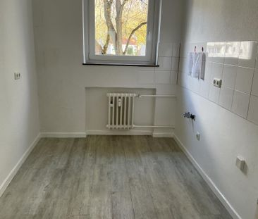 Jetzt frei! 3-Zimmer-Wohnung in Gelsenkirchen Hassel mit Balkon!!! - Photo 2