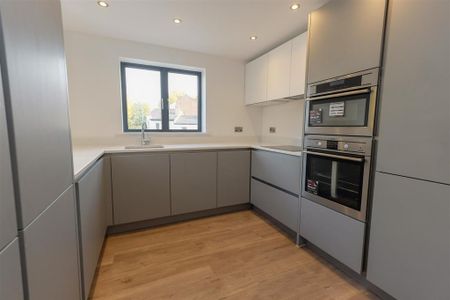 2 bedroom apartment to rent - Photo 4