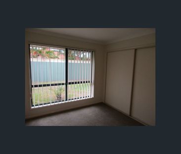 A GREAT PRICE FOR A GREAT HOUSE AND A GREAT LOCATION PLUS AIR-CON - Photo 1