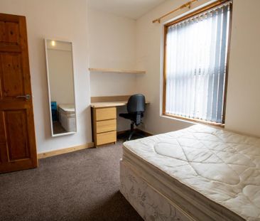 4 bedroom house to rent - Photo 4