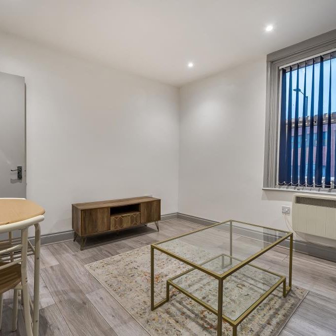 3 bedroom maisonette to rent - Photo 1