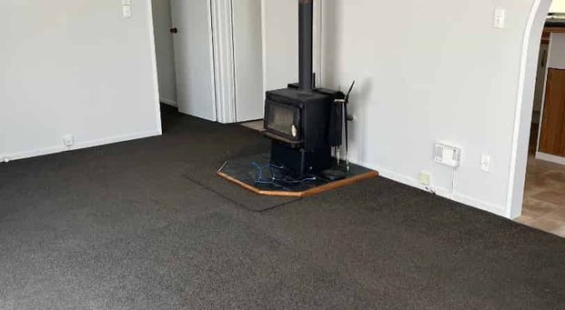 Three Bedroom Home - Photo 1