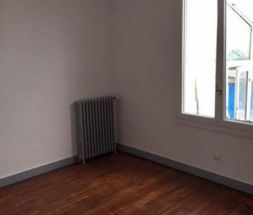 Location maison 4 pièces, 85.00m², Saintes - Photo 2