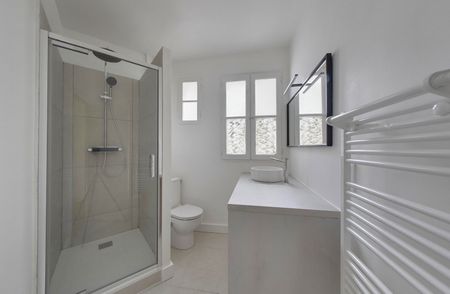 Location appartement 2 pièces, 43.60m², Paris 18 - Photo 2