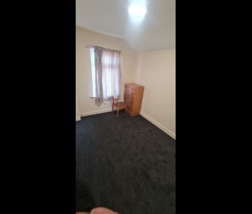 3 Bed Terraced House, Briton St, LE3 - Photo 4