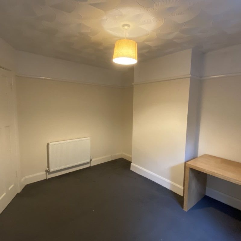 Rayners Gardens - Photo 1