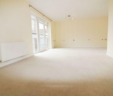 4 bedroom apartment to rent - Photo 3