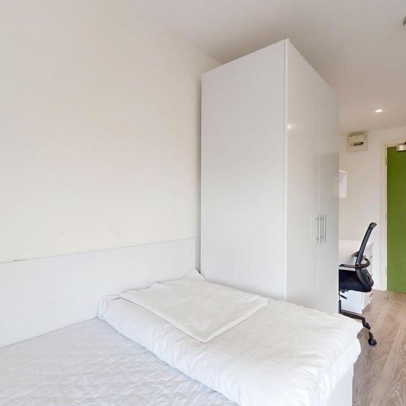 Studio to rent - Photo 1