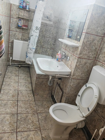Apartament 2 camere, decomandat, zona Nicolina - Fotografie 5