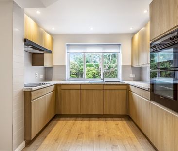 4 bedroom detached house to rent - Photo 4