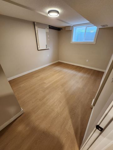 6335 4 St NW, Calgary - Photo 3