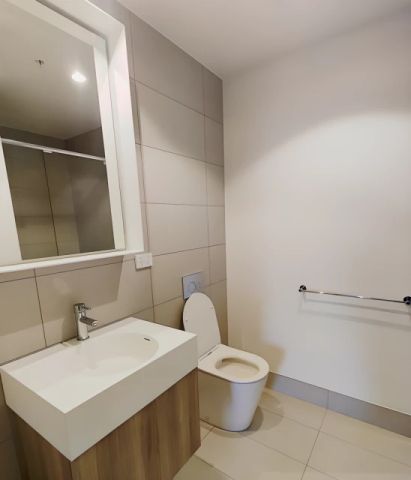 45 Dudley Street, Melbourne - Photo 5
