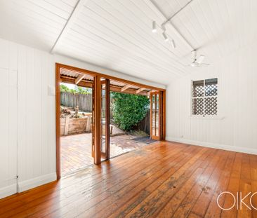 17 Devon Street, Red Hill QLD 4059 - House For Rent | Domain - Photo 1