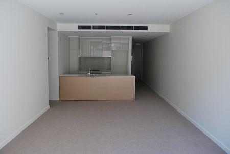 G10/70 Queens Road, Melbourne VIC 3004 - Photo 4