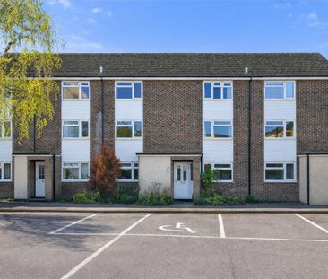 Francis Road, Ware SG12, London - Photo 1