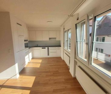 4.5 Zimmer, 100 m², 1. Stock - Photo 2