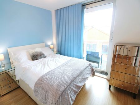 Flat to rent on - Photo 4