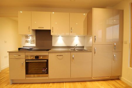 2 bedroom apartment to rent - Photo 4