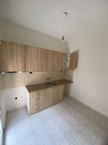 Μονοκατοικία για ενοικίαση Κέντρο (Αίγειρος) - Φωτογραφία 3