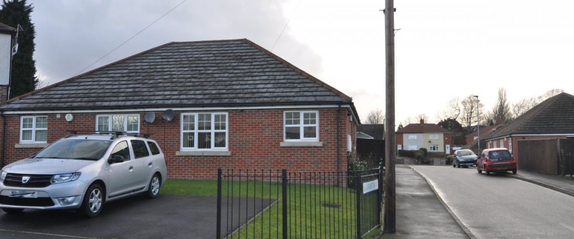 2 bed Bungalow - To Let - Photo 1