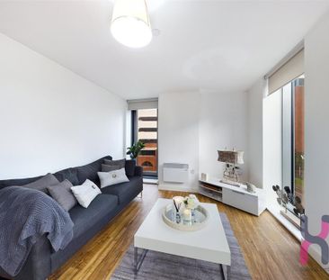 2 bedroom flat to rent - Photo 1