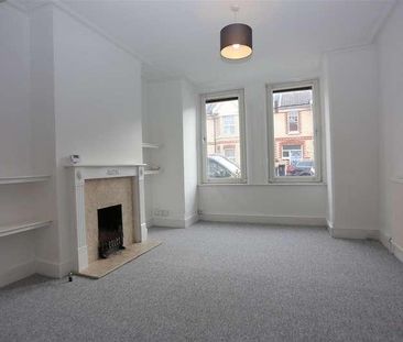 St Leonards Avenue, Hove, BN3 - Photo 2