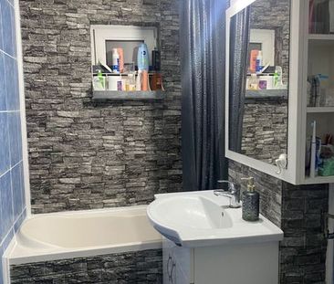 Inchiriez apartament - Fotografie 1