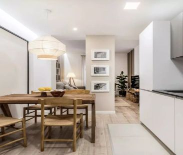 1-bedroom apartment for rent in Chamberí - Photo 2