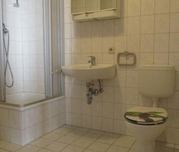 Erstbezug nach Renovierung- 2-Raum-Wohnung mit Einbauküche zu vermi... - Photo 5