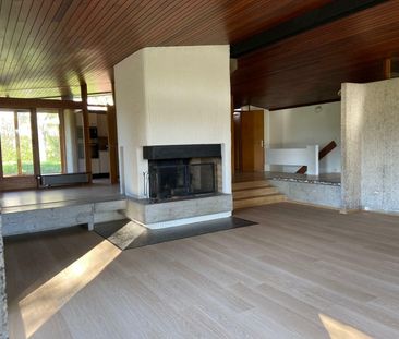 Villa de plain-pied avec vue dégagée sur la commune de Collex-Bossy. - Photo 5