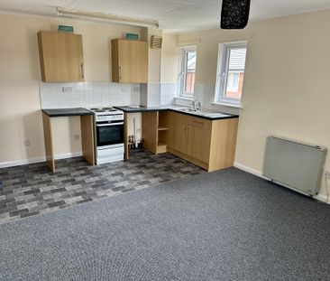 1 bedroom flat to rent - Photo 3