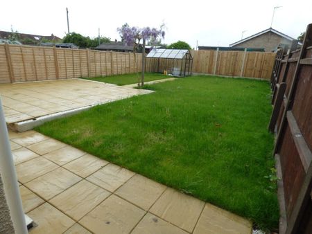 Lowestoft Road, Carlton Colville, Lowestoft - Photo 5