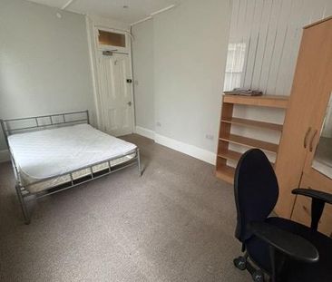 1 bedroom house of multiple occupation to rent - Photo 4