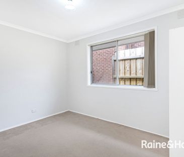 1/18 Circle Drive, Cranbourne, VIC 3977 - Photo 5