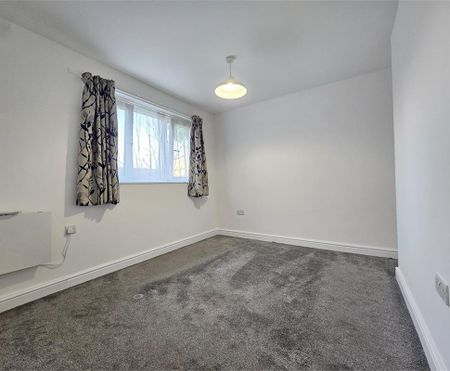 Flat 6 River Court, Ferry Lane, Cambridge - Photo 2