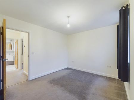 2 bedroom semi-detached house to rent - Photo 3